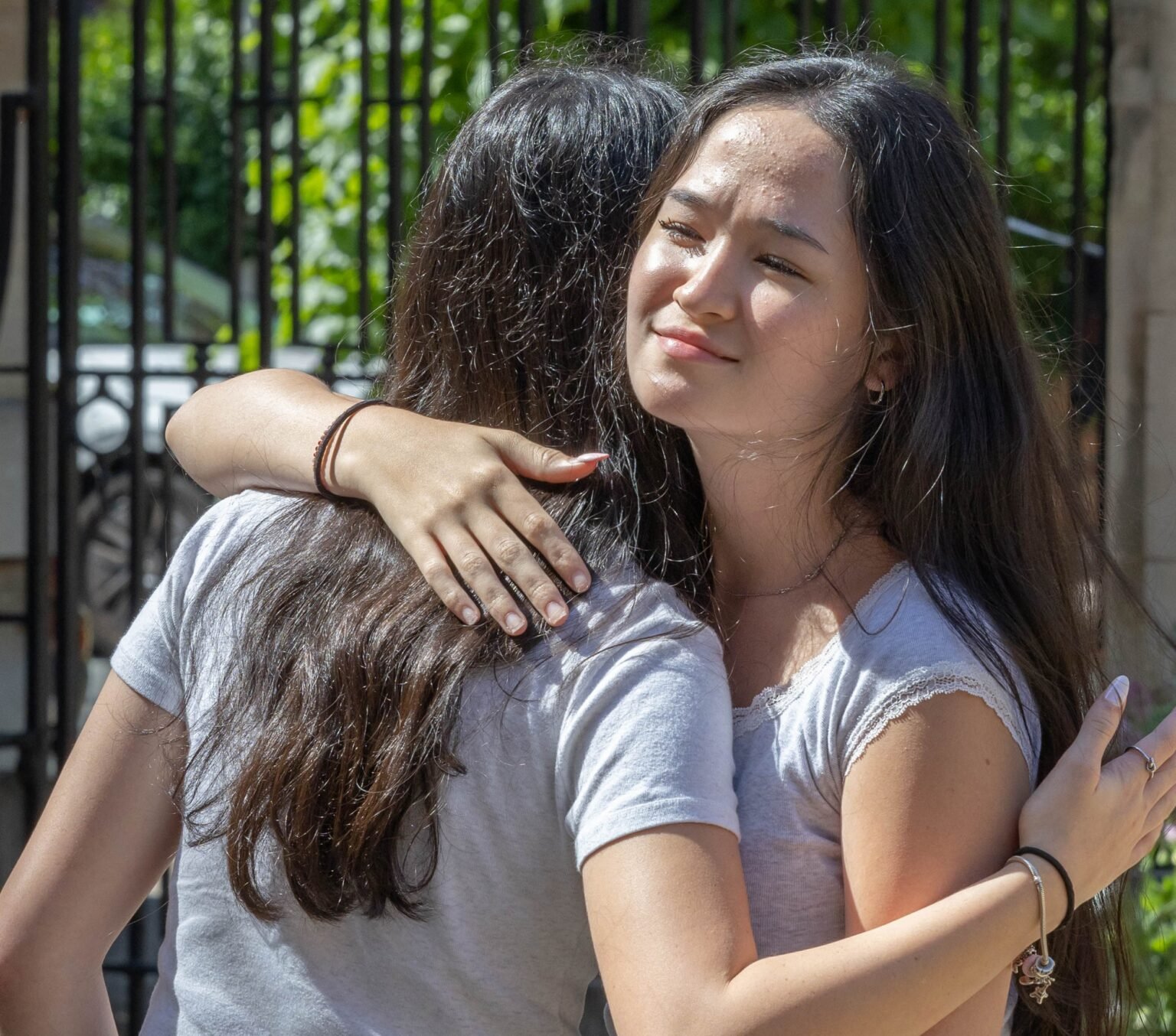 Two OSP Scholars summer school students celebrating the lasting international friendships they built during their summer programme in Oxford.