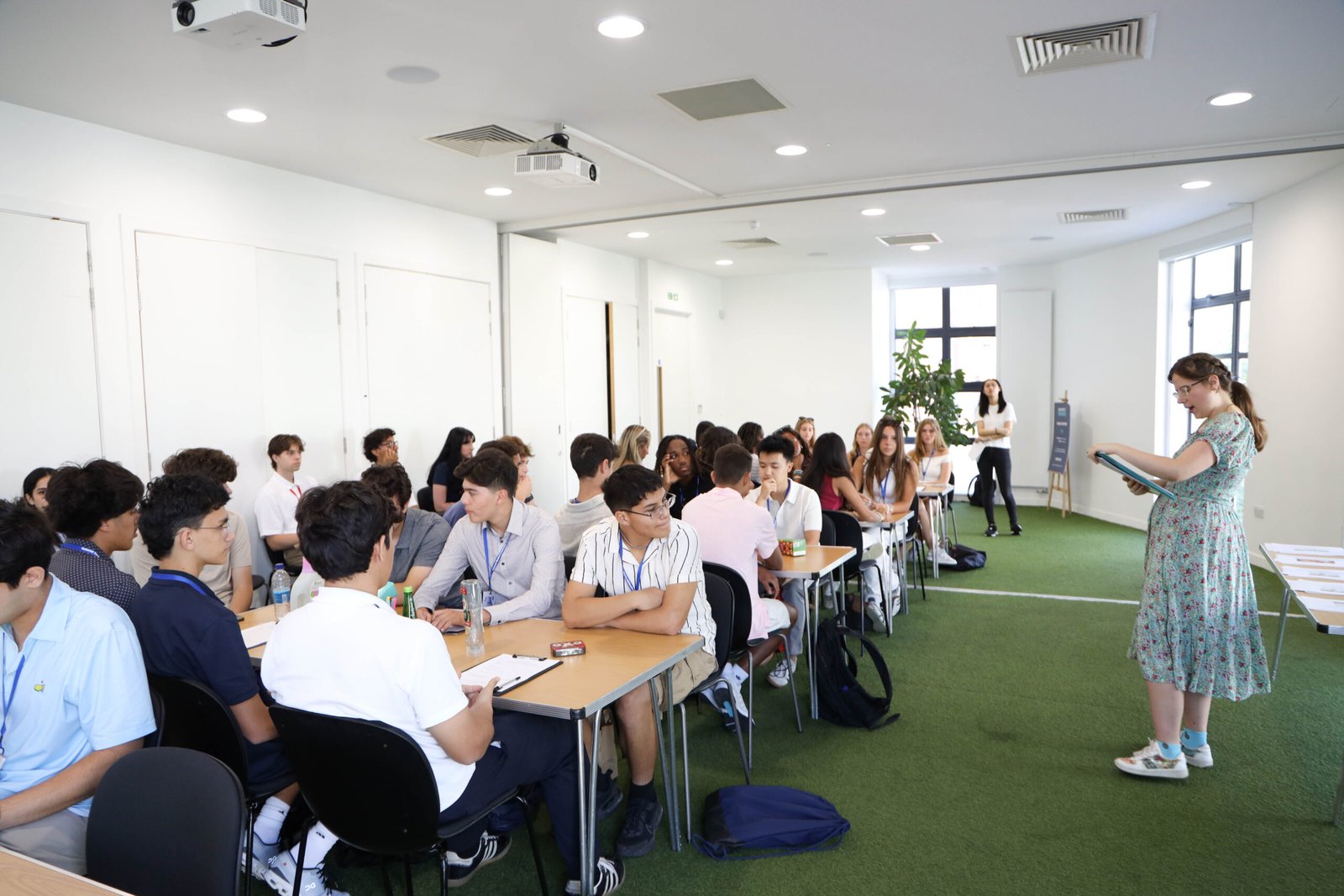 Students at Oxford Business Summer School
