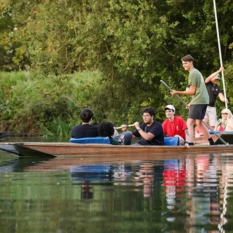 High school students rowing on the Thames during their OSP summer experience