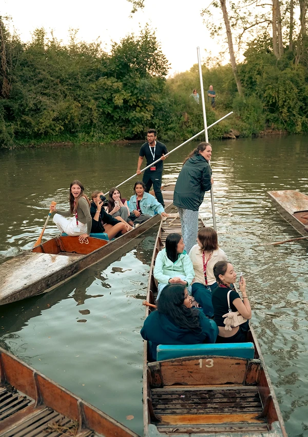 Punting on the River Cherwell