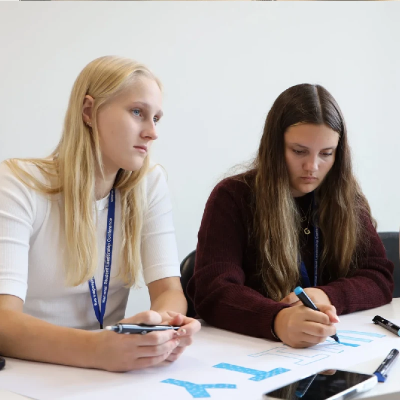 Study in an academically rigorous summer programme alongside ambitious students from around the world